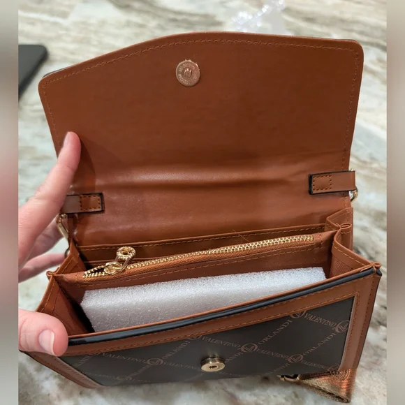 Orlandi Valentino Brown Crossbody Bag - Picture 6 of 7